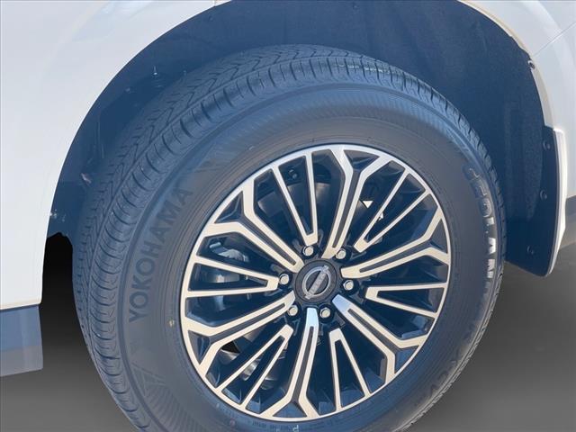 2025 Nissan Armada AUTO