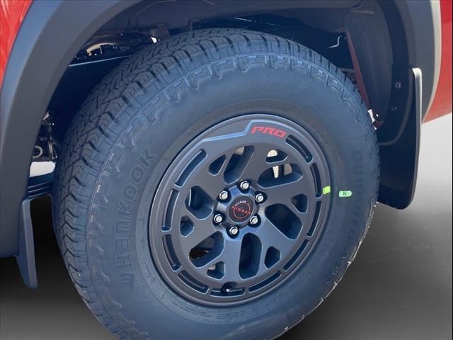 2025 Nissan Frontier AUTO