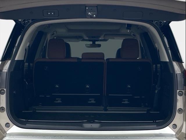2025 Nissan Pathfinder AUTO