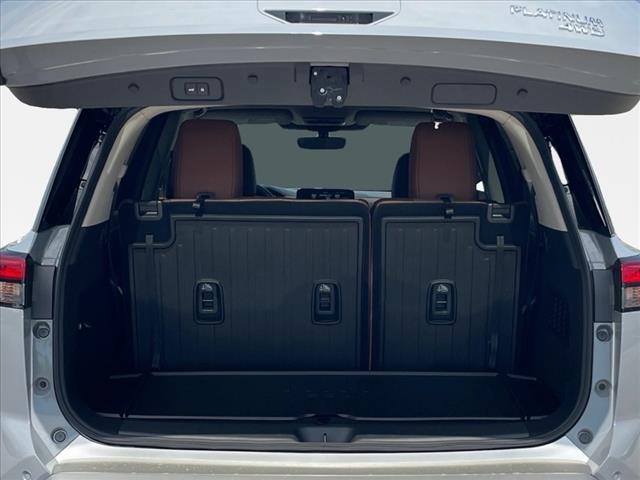 2025 Nissan Pathfinder AUTO