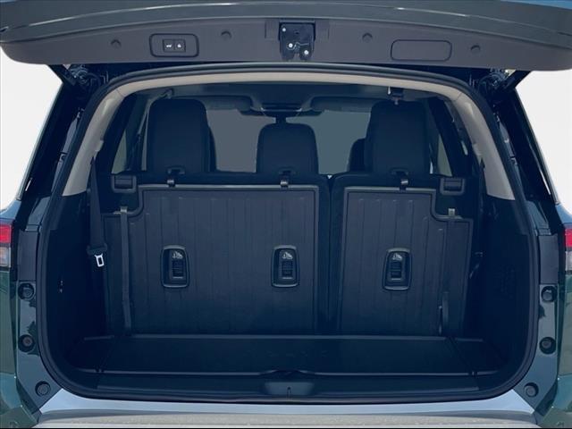 2025 Nissan Pathfinder AUTO
