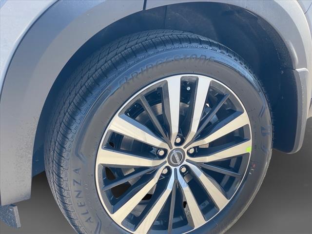 2025 Nissan Pathfinder AUTO