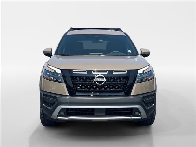 2025 Nissan Pathfinder AUTO