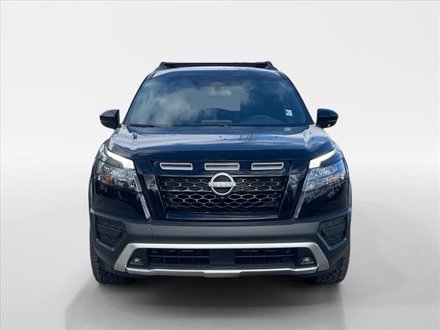 2025 Nissan Pathfinder AUTO
