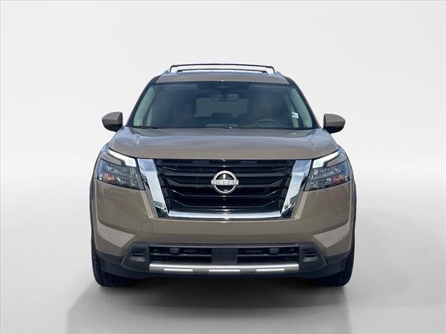 2025 Nissan Pathfinder AUTO