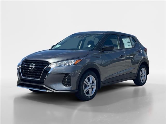 2025 Nissan Kicks Play CVT