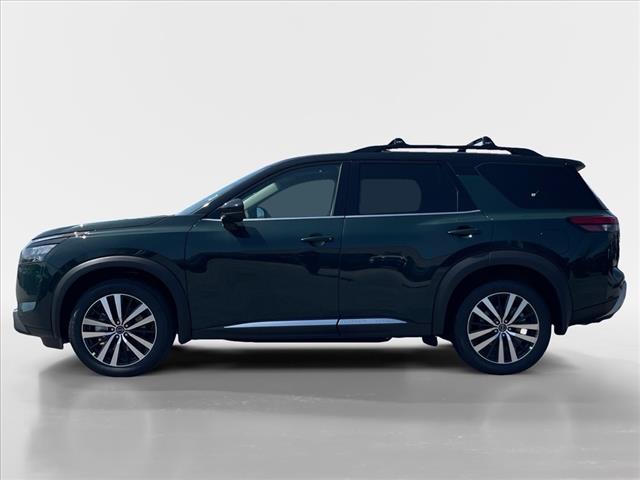 2025 Nissan Pathfinder AUTO