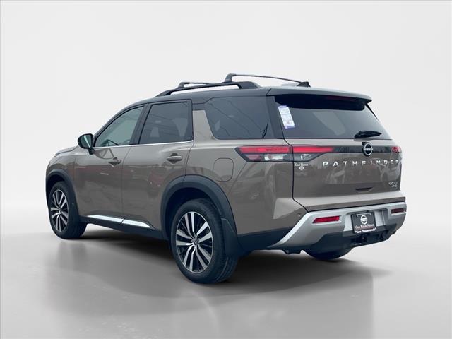 2025 Nissan Pathfinder AUTO