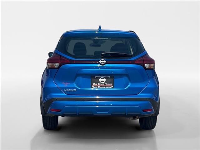 2022 Nissan Kicks S