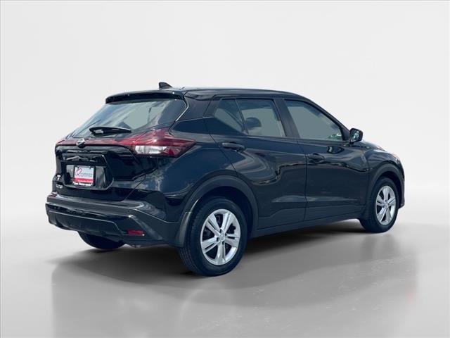 2023 Nissan Kicks S