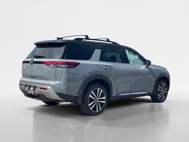 2025 Nissan Pathfinder AUTO