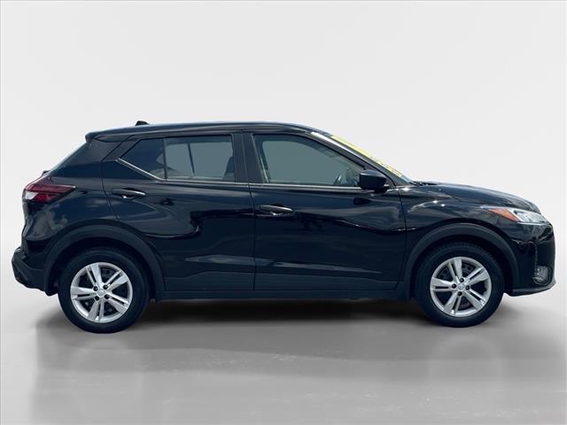 2023 Nissan Kicks S