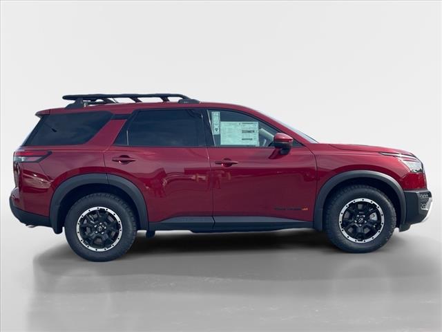 2025 Nissan Pathfinder AUTO