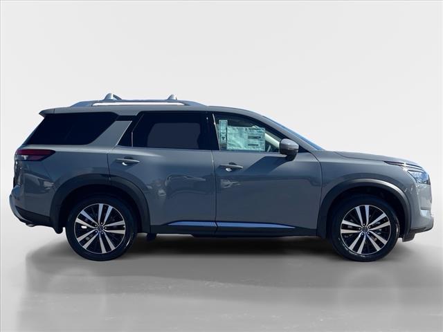 2025 Nissan Pathfinder AUTO