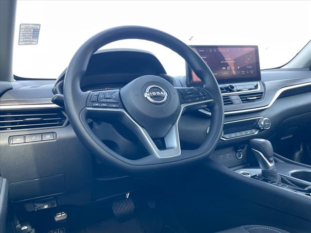 2025 Nissan Altima CVT