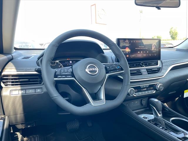 2025 Nissan Altima CVT