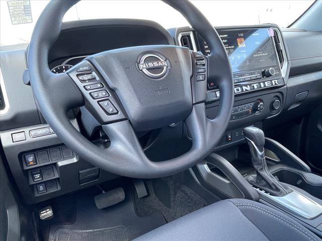 2025 Nissan Frontier AUTO