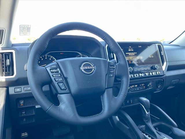 2025 Nissan Frontier AUTO