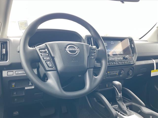2025 Nissan Frontier AUTO