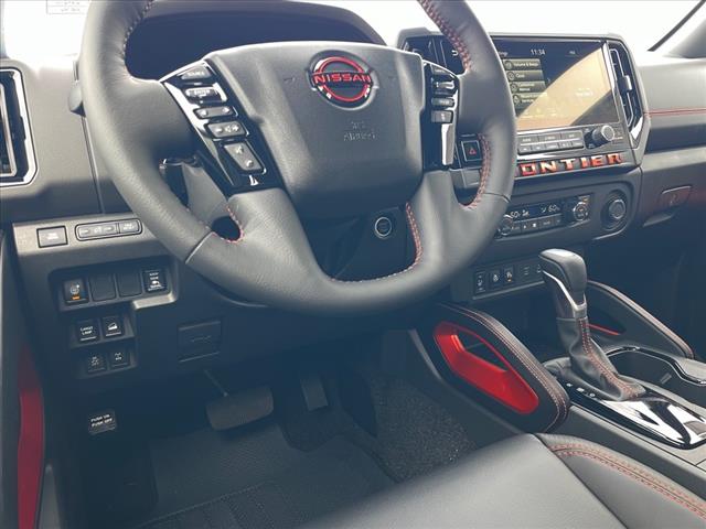 2025 Nissan Frontier AUTO