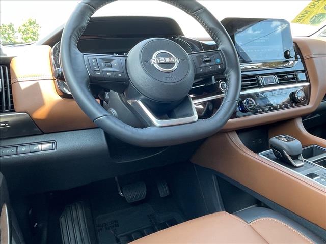 2024 Nissan Pathfinder Platinum