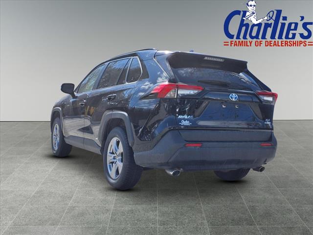2022 Toyota RAV4 Hybrid XLE
