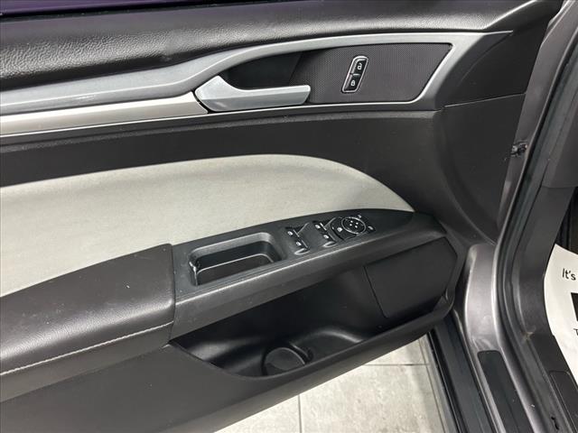 2013 Ford Fusion S