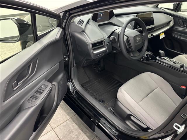 2025 Toyota Prius LE