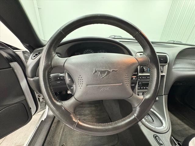 2004 Ford Mustang Deluxe