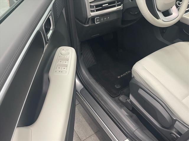 2024 Hyundai SANTA FE SE