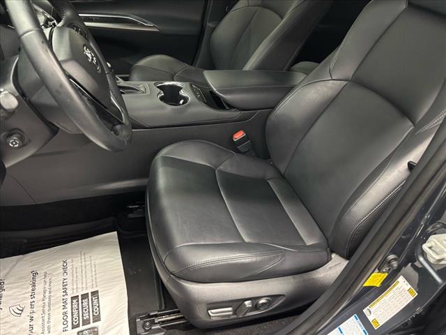 2022 Toyota Venza XLE