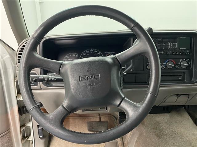 1999 GMC Suburban SLE
