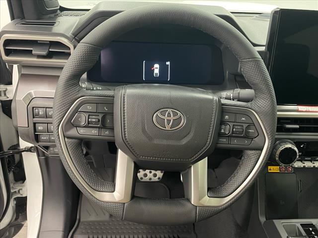 2025 Toyota Tacoma TRD Sport HV