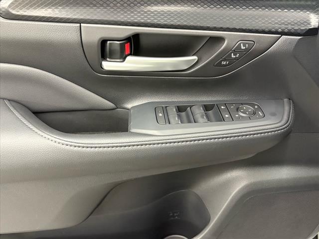 2025 Toyota Grand Highlander Hybrid MAX Platinum