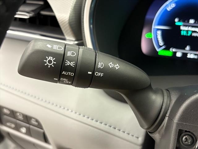 2025 Toyota Highlander Hybrid Platinum