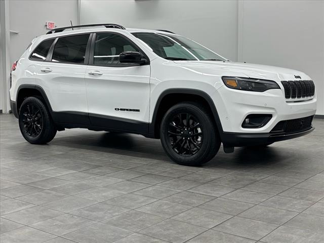 2023 Jeep Cherokee Altitude Lux