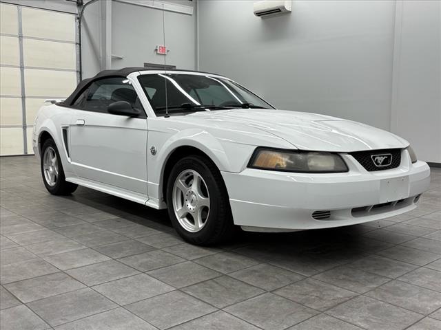 2004 Ford Mustang Deluxe
