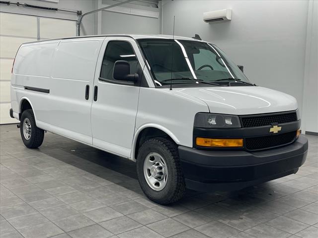 2023 Chevrolet Express 2500
