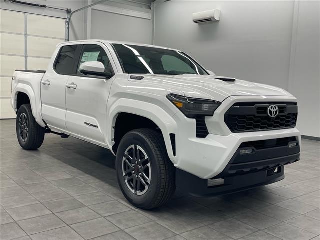 2025 Toyota Tacoma TRD Sport HV