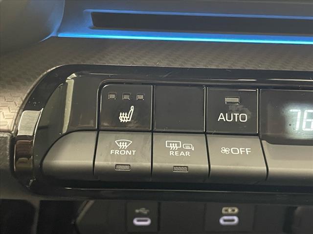 2025 Toyota Prius XLE