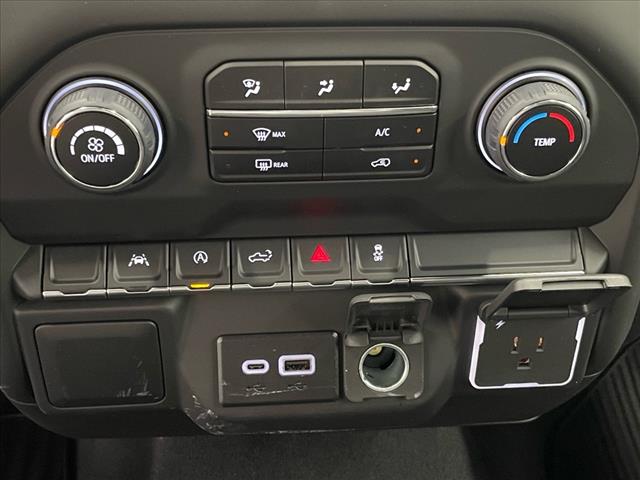 2025 Chevrolet Silverado 1500 Custom