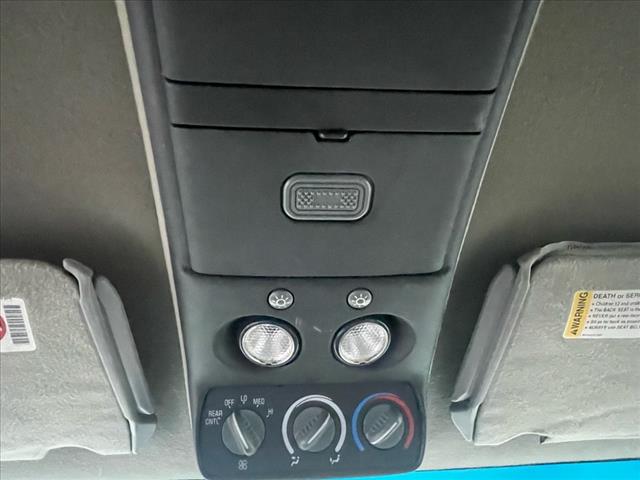 1999 GMC Suburban SLE