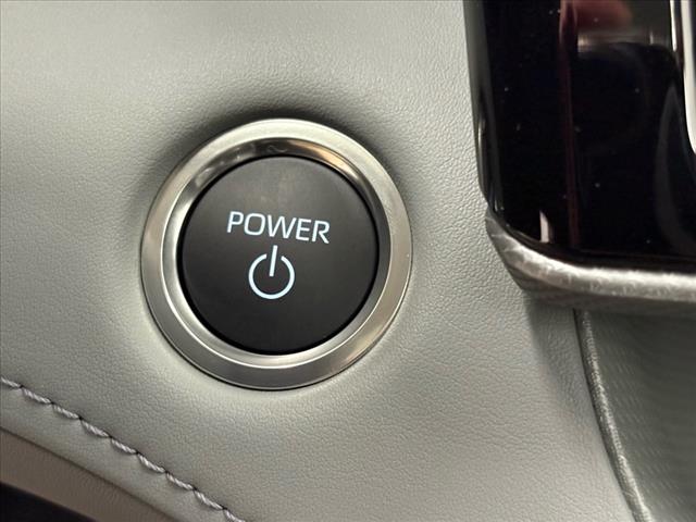 2025 Toyota Highlander Hybrid Platinum