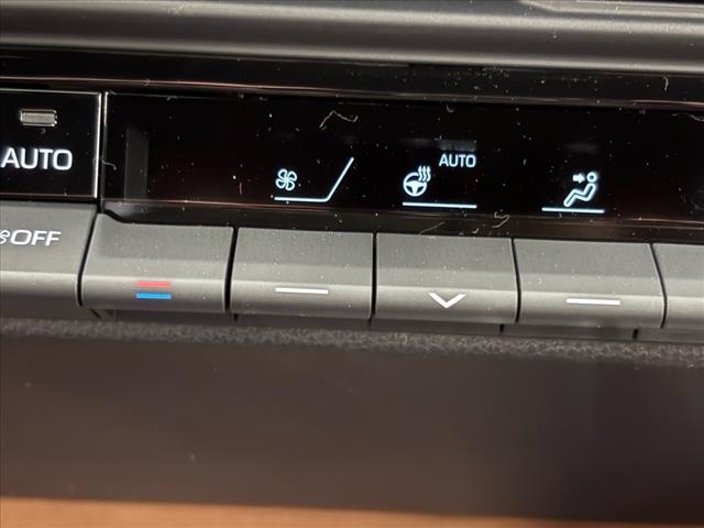 2025 Toyota Crown Signia Limited