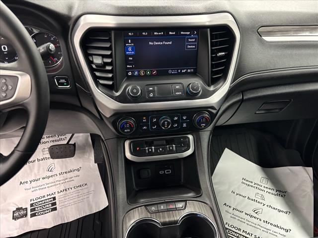 2023 GMC Acadia SLT