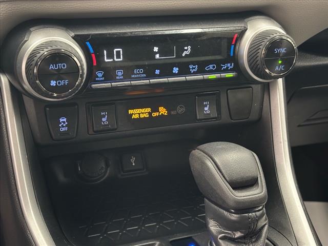 2020 Toyota RAV4 Hybrid XLE