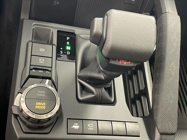 2025 Toyota Tacoma TRD Sport HV