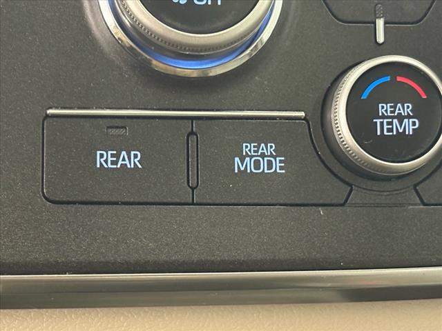 2019 Toyota Sienna XLE 8-Passenger