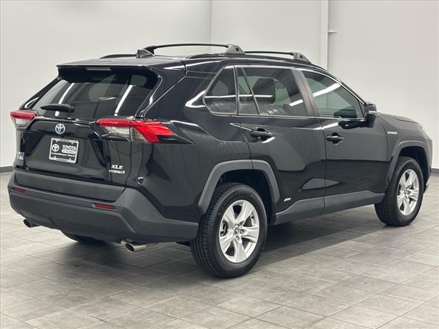2020 Toyota RAV4 Hybrid XLE