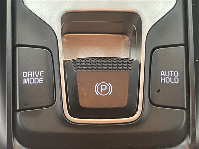 2022 Kia Carnival LX